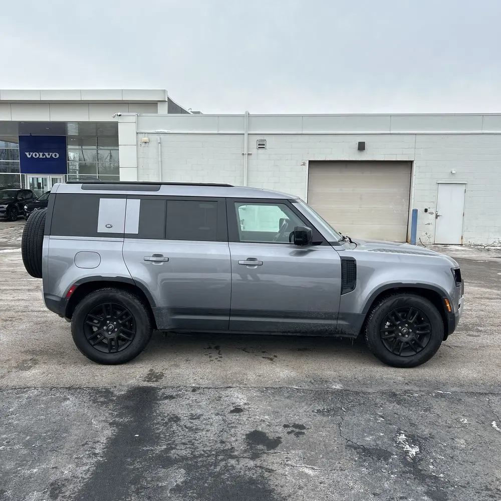 2024 Land Rover Defender 110 P300 S