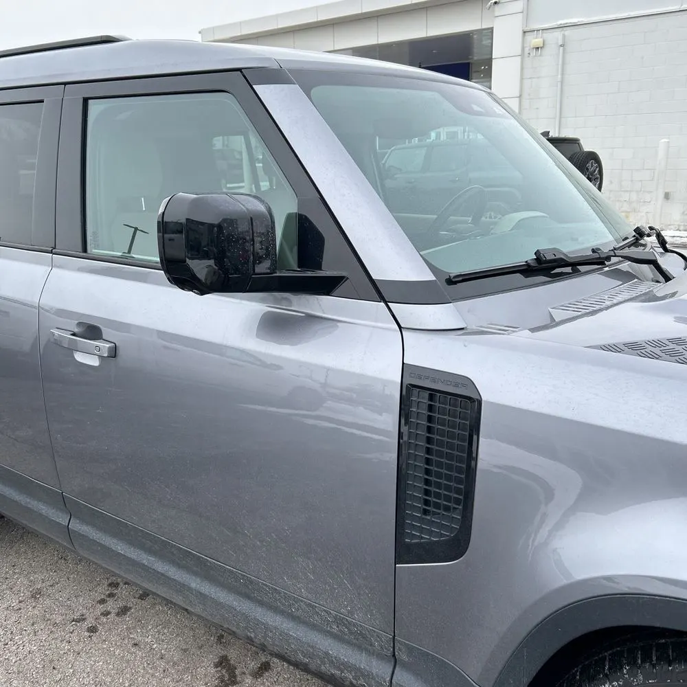 2024 Land Rover Defender 110 P300 S