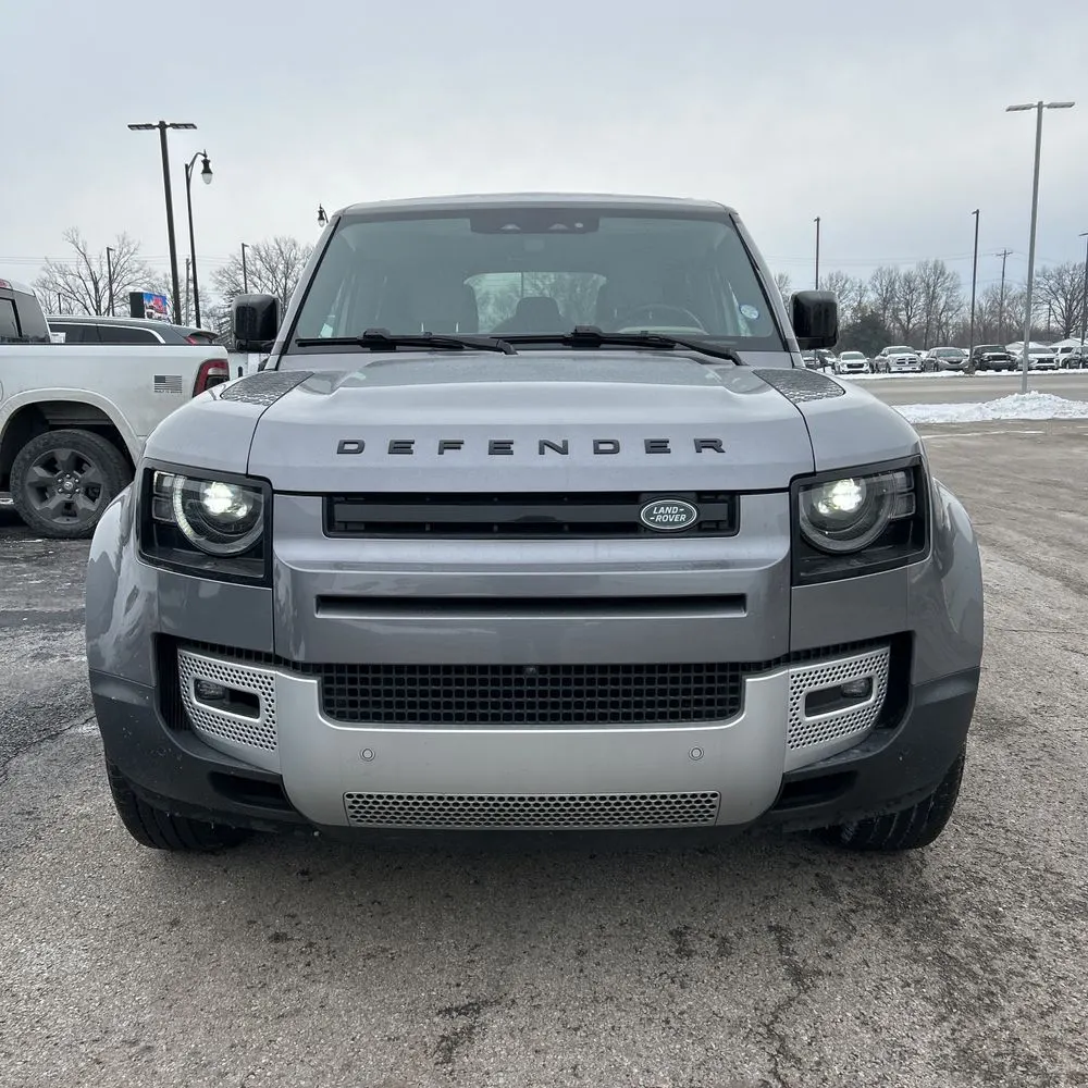 2024 Land Rover Defender 110 P300 S