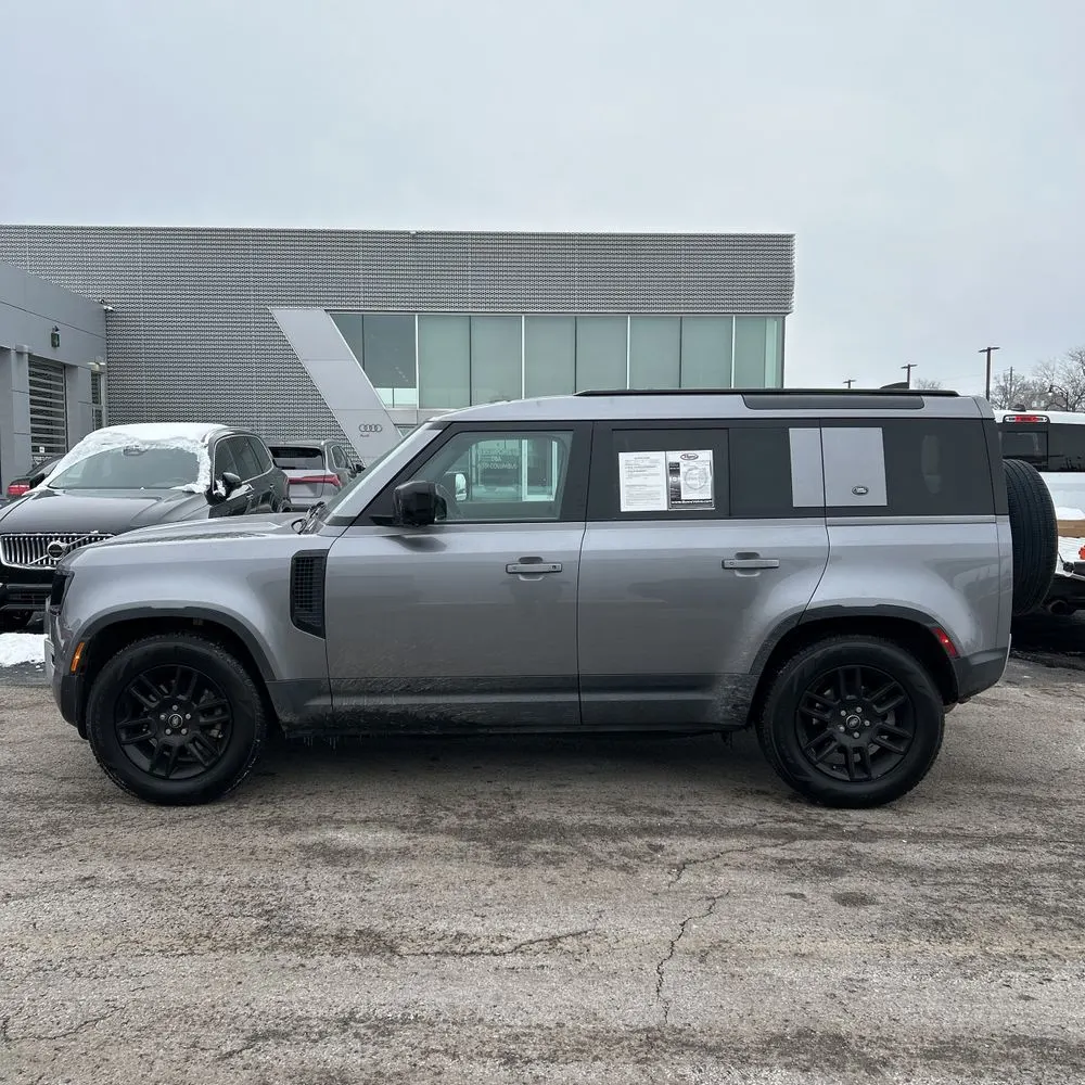2024 Land Rover Defender 110 P300 S