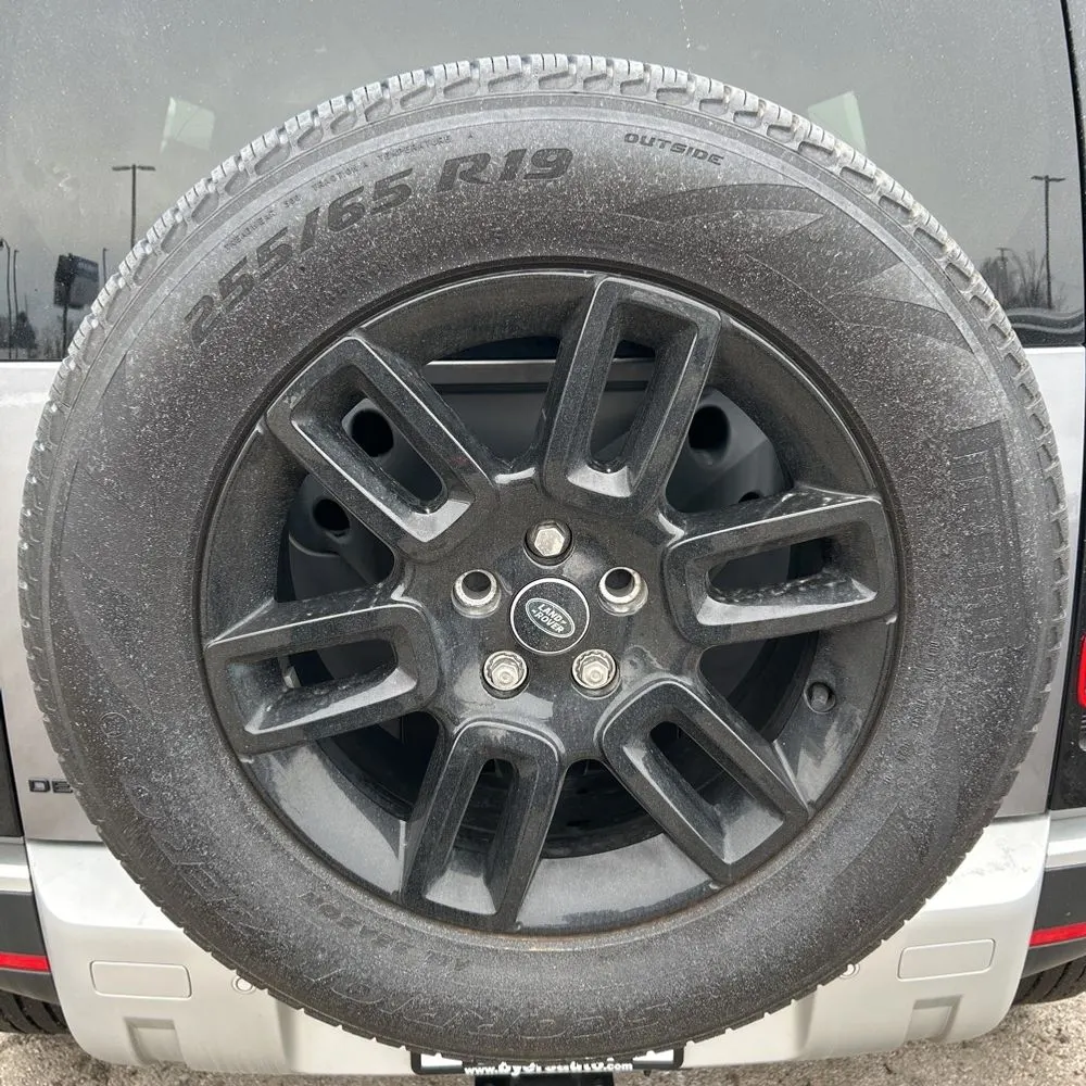 2024 Land Rover Defender 110 P300 S