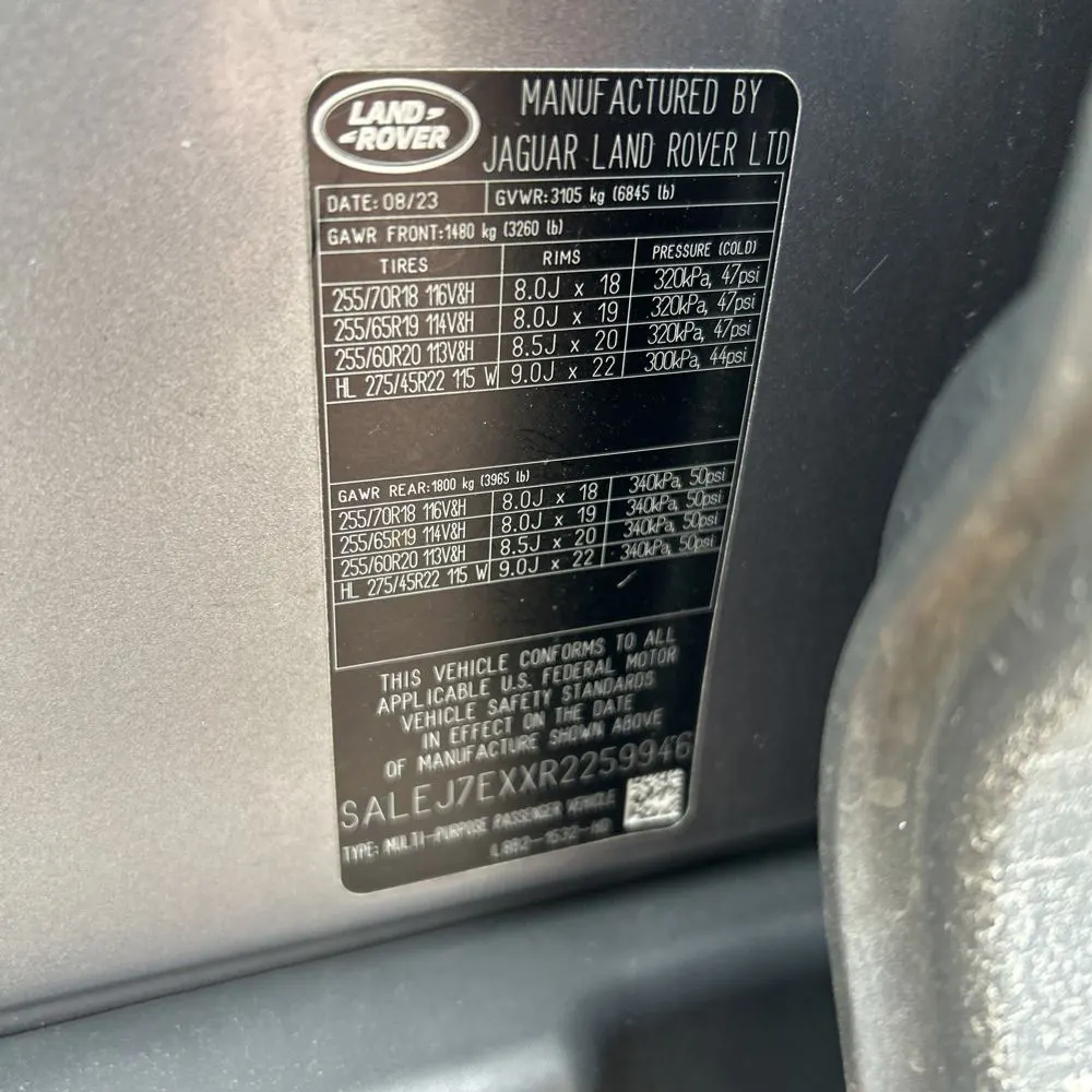 2024 Land Rover Defender 110 P300 S