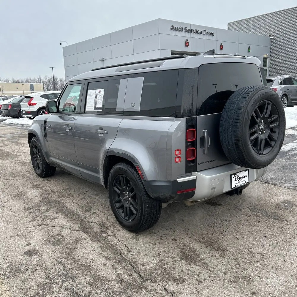 2024 Land Rover Defender 110 P300 S