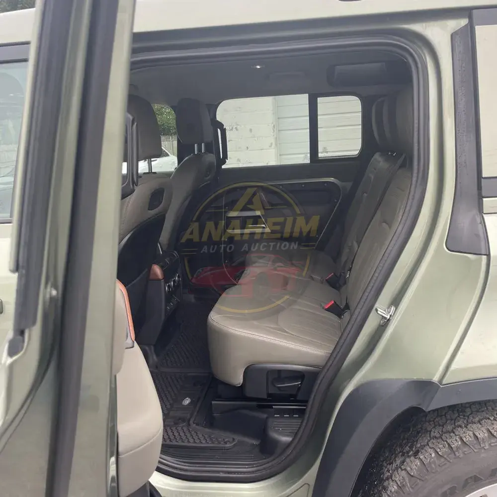 2022 Land Rover Defender 110 S