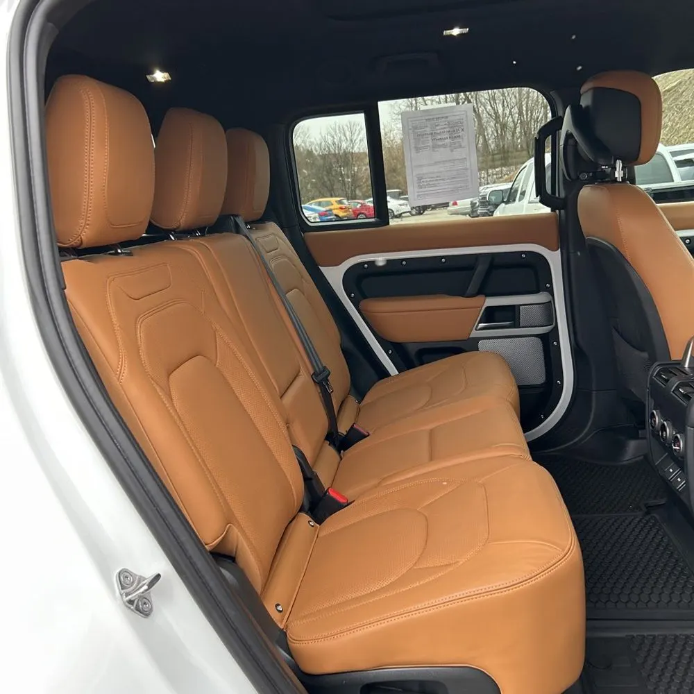 2024 Land Rover Defender 130 P400 S