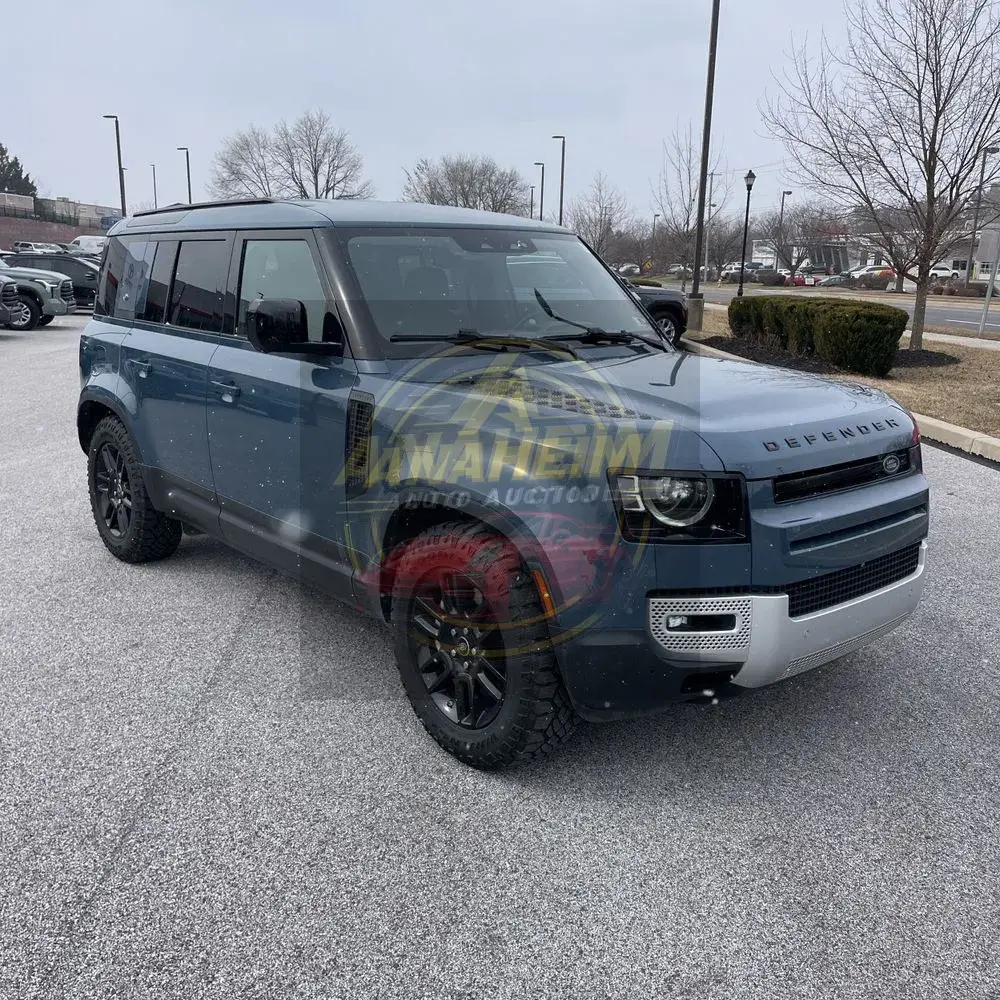 2020 Land Rover Defender 110 SE