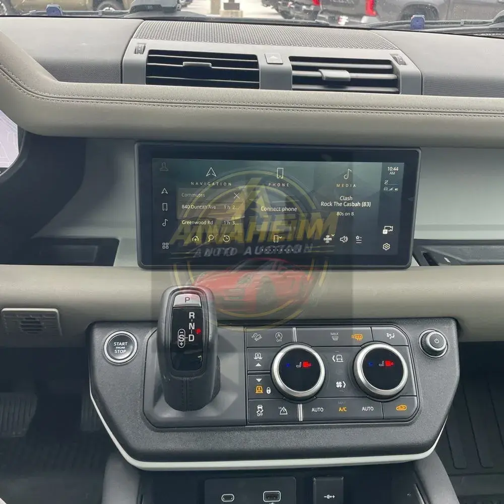 2020 Land Rover Defender 110 SE