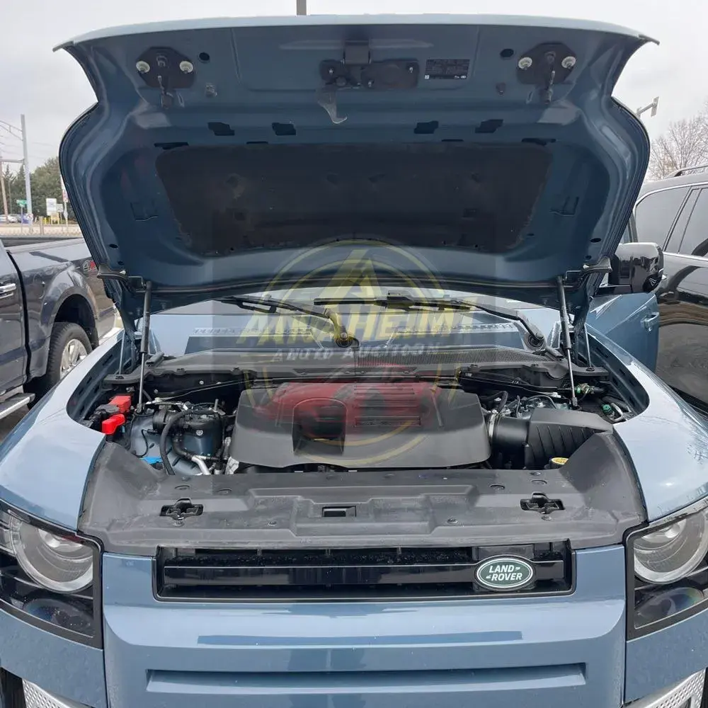 2020 Land Rover Defender 110 SE