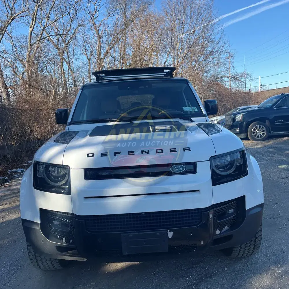 2023 Land Rover Defender 110 SE