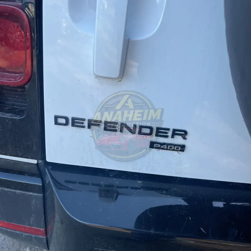 2023 Land Rover Defender 110 SE