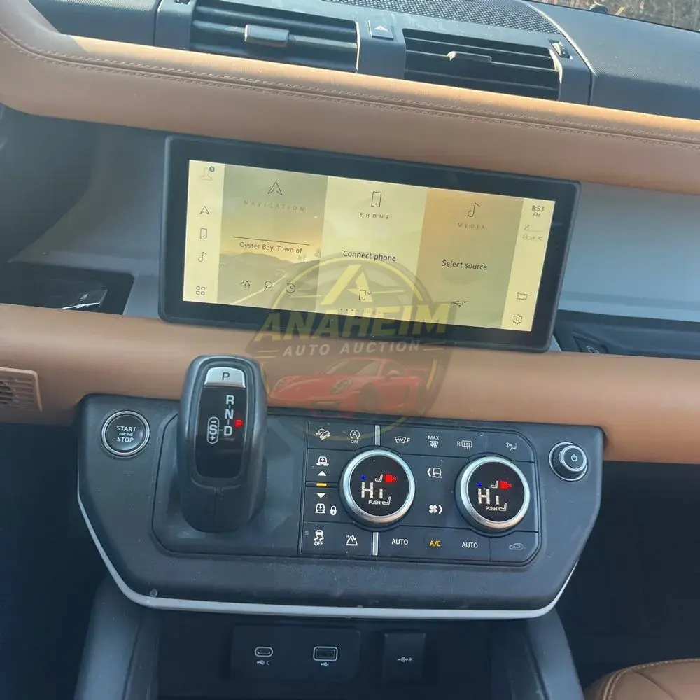 2023 Land Rover Defender 110 SE