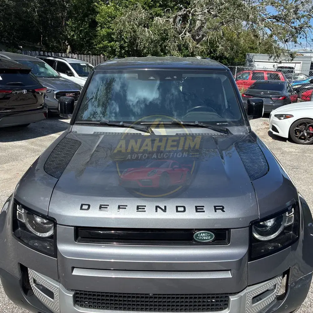 2021 Land Rover Defender 110 SE