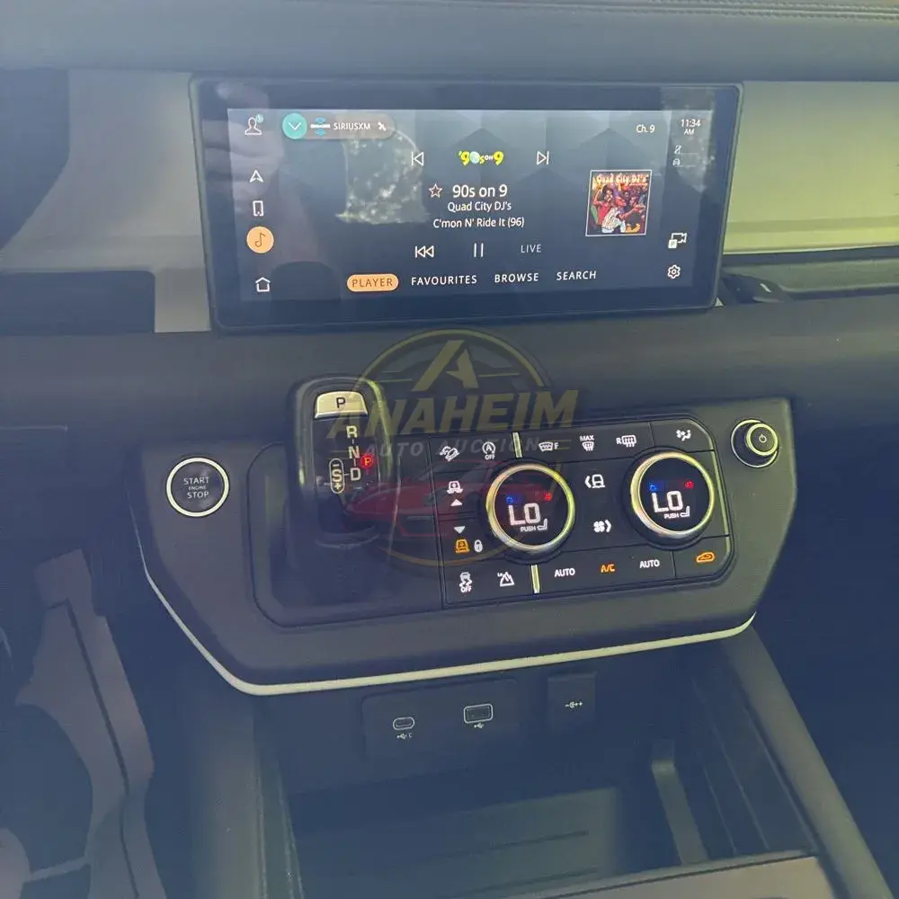 2021 Land Rover Defender 110 SE