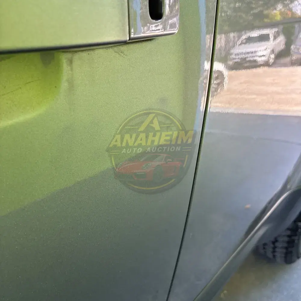 2021 Land Rover Defender 110 SE