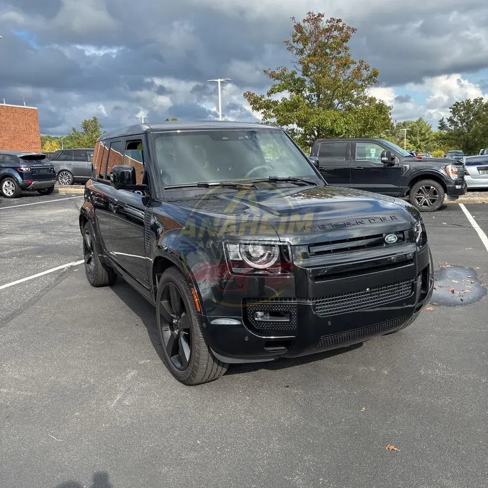 2023 Land Rover Defender 110 V8