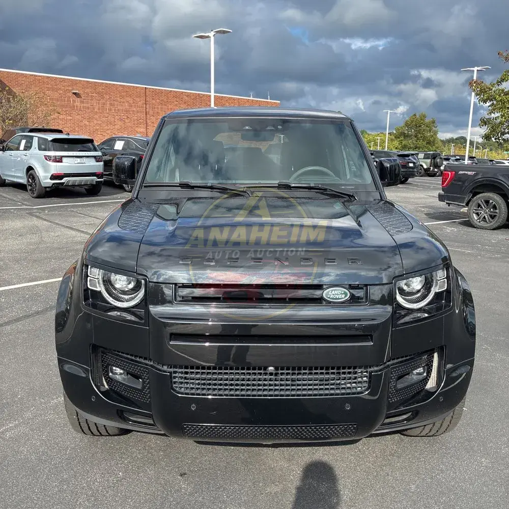 2023 Land Rover Defender 110 V8