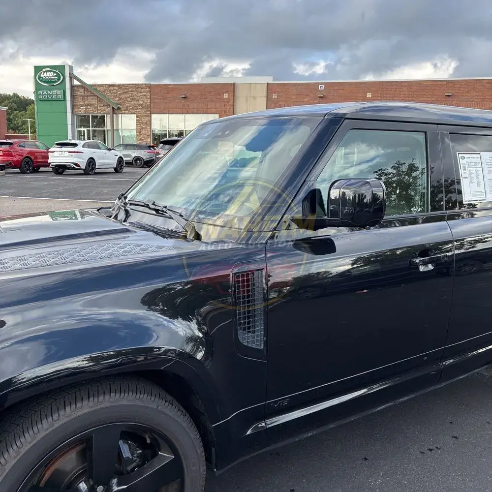2023 Land Rover Defender 110 V8