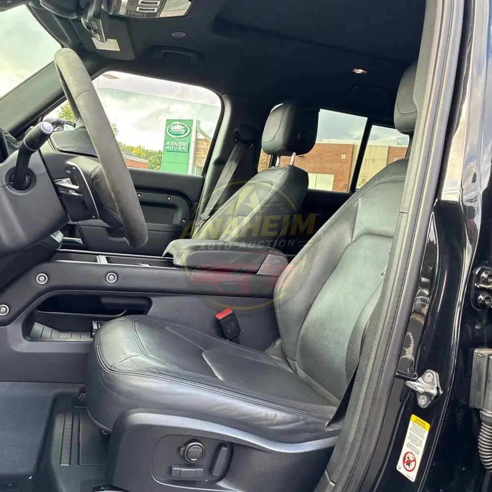 2023 Land Rover Defender 110 V8