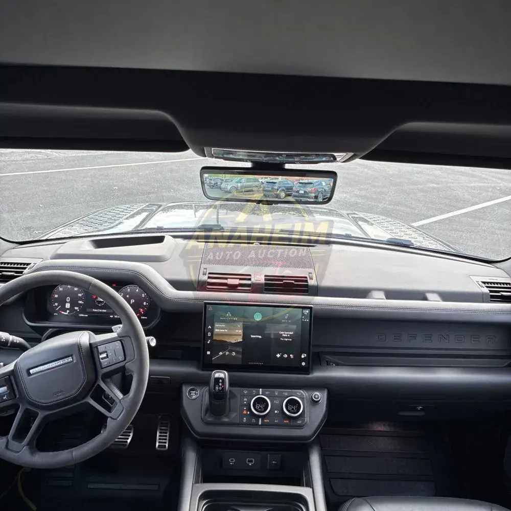 2023 Land Rover Defender 110 V8