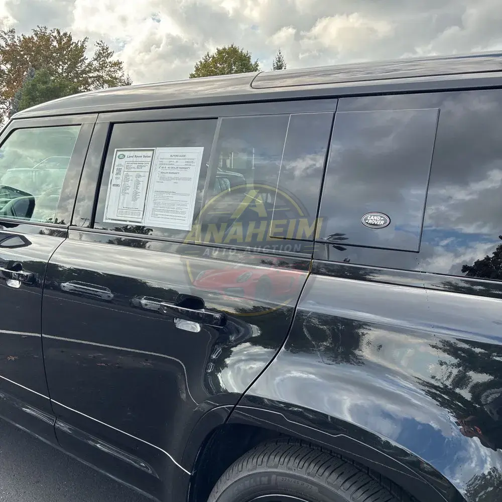 2023 Land Rover Defender 110 V8