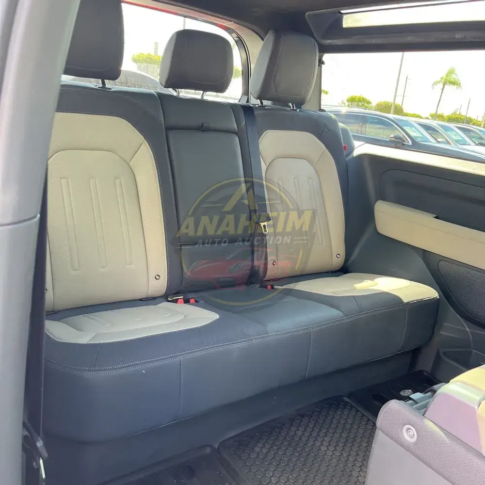 2022 Land Rover Defender 90 X-Dynamic S