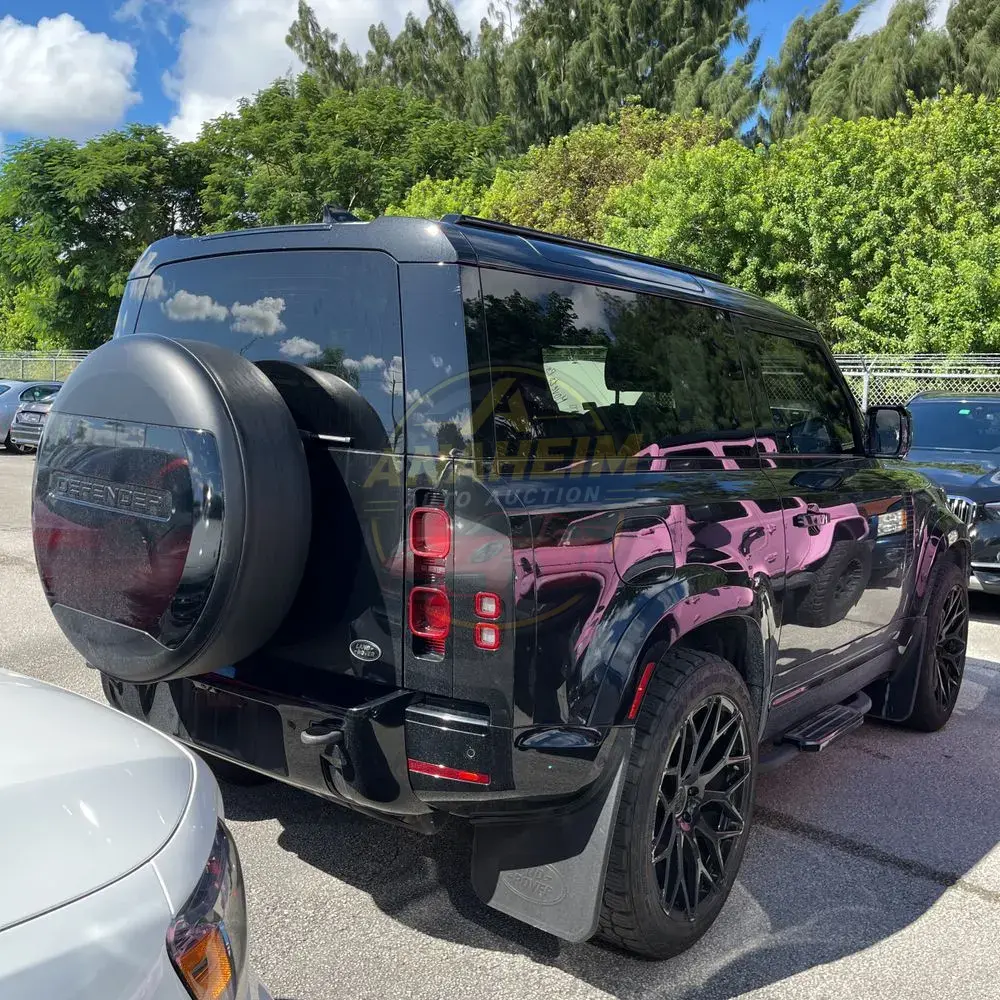 2022 Land Rover Defender 90 X-Dynamic S