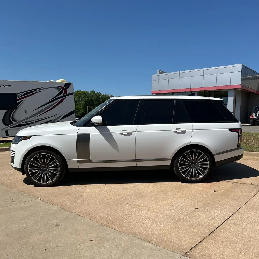 2021 Land Rover Range Rover P525 HSE Westminster Edition