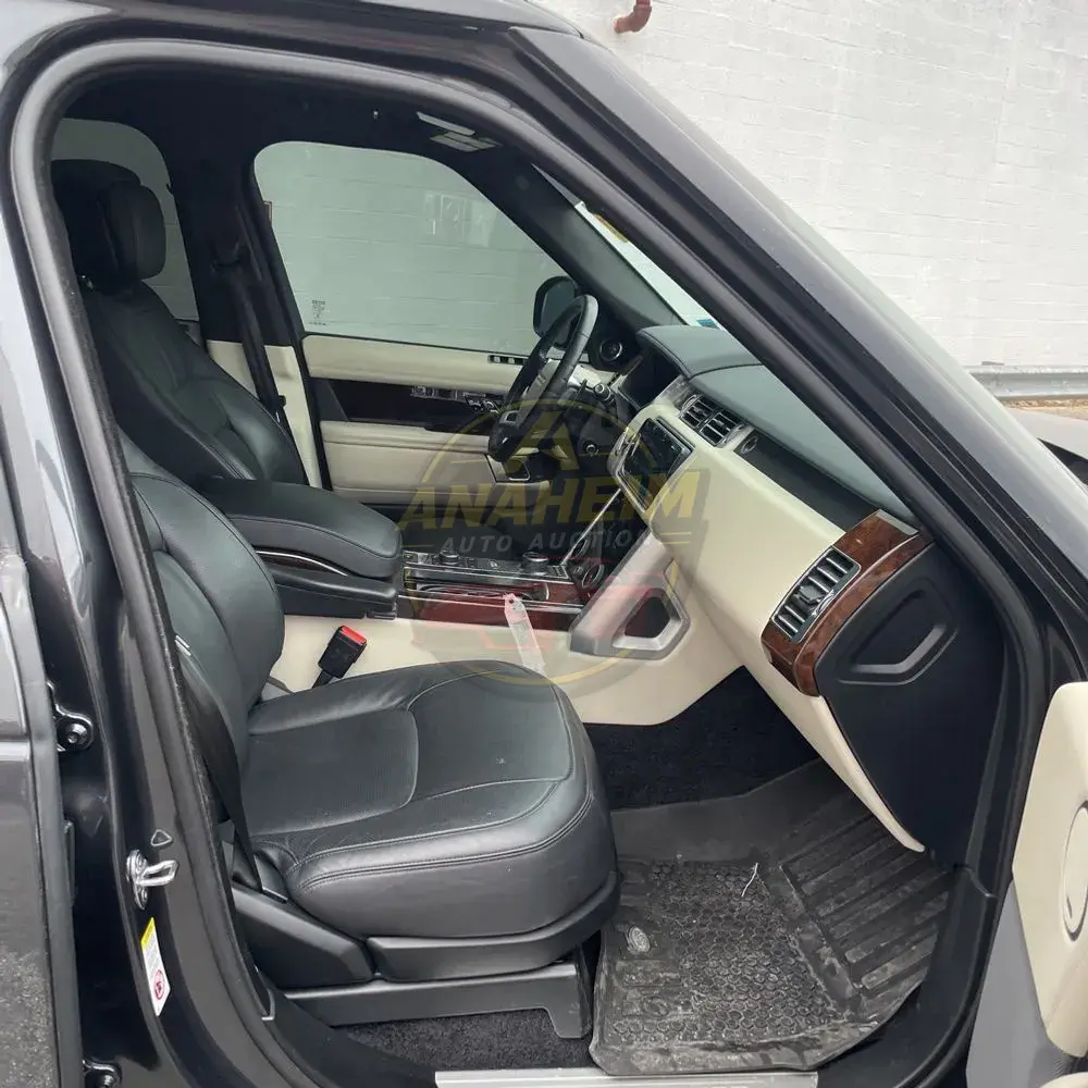 2020 Land Rover Range Rover P525 HSE