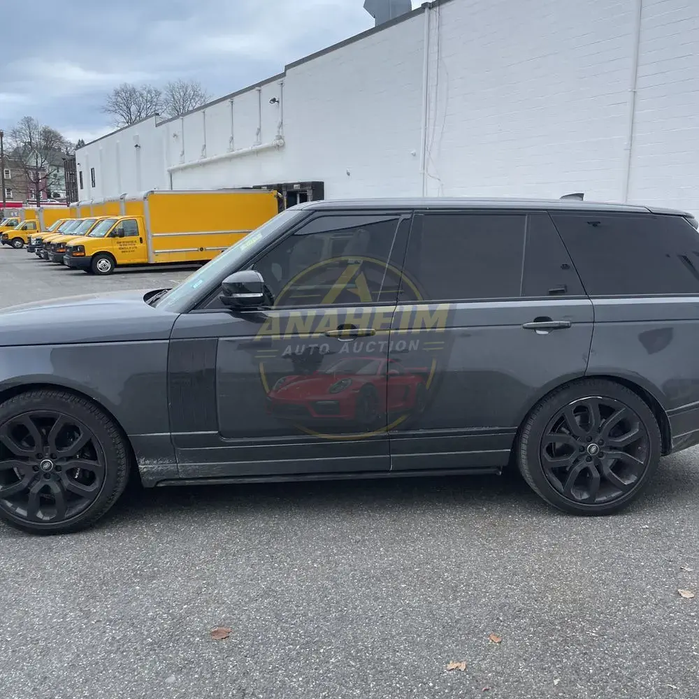 2020 Land Rover Range Rover P525 HSE