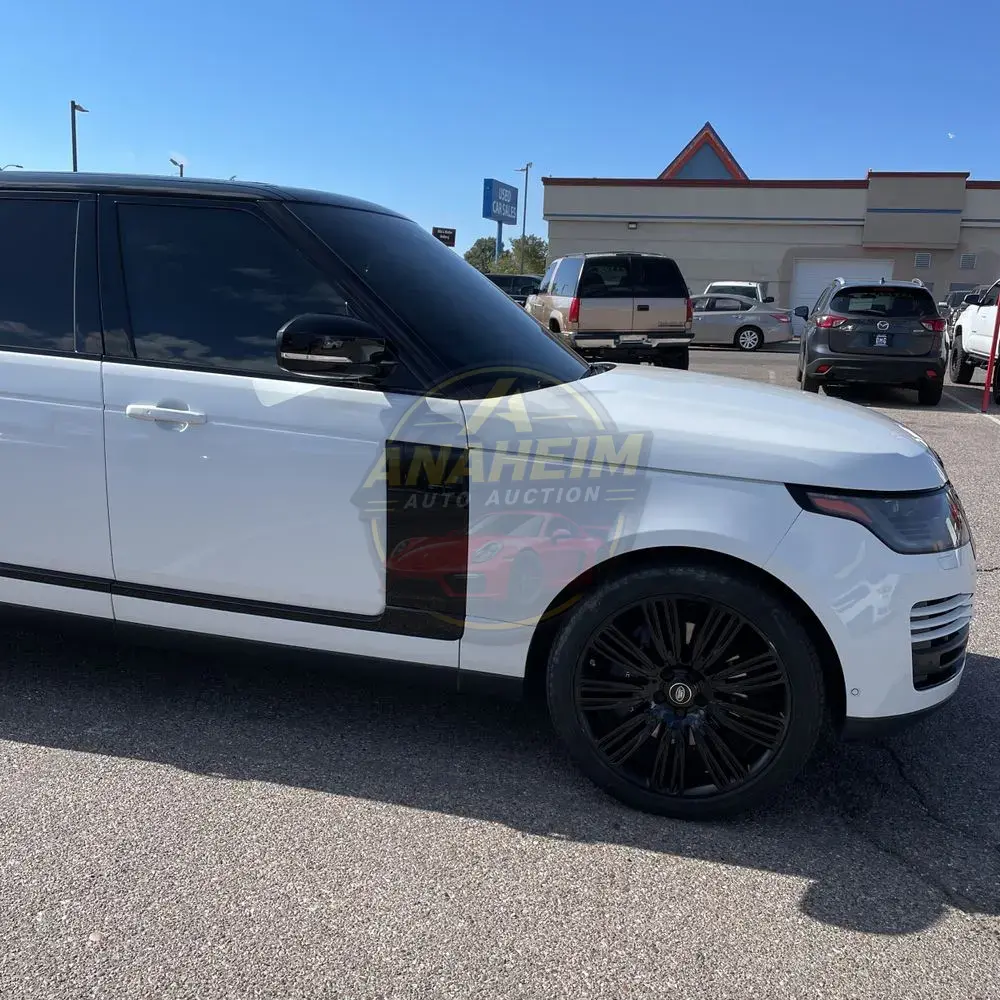 2020 Land Rover Range Rover P525 HSE