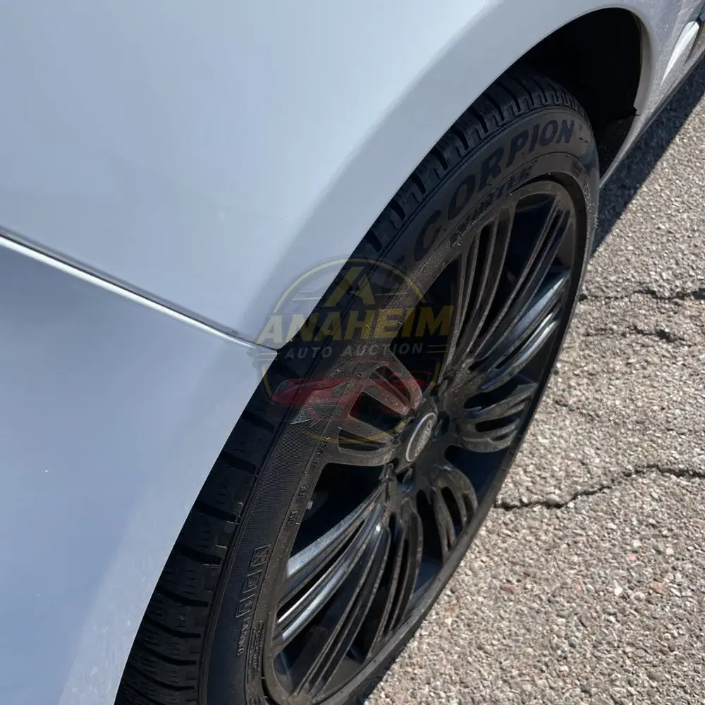 2020 Land Rover Range Rover P525 HSE