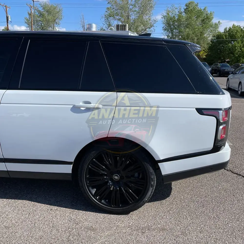 2020 Land Rover Range Rover P525 HSE