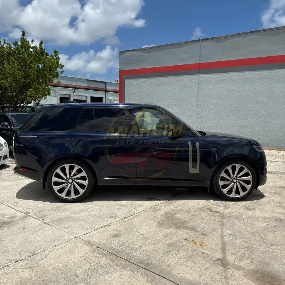 2023 Land Rover Range Rover P530 SE