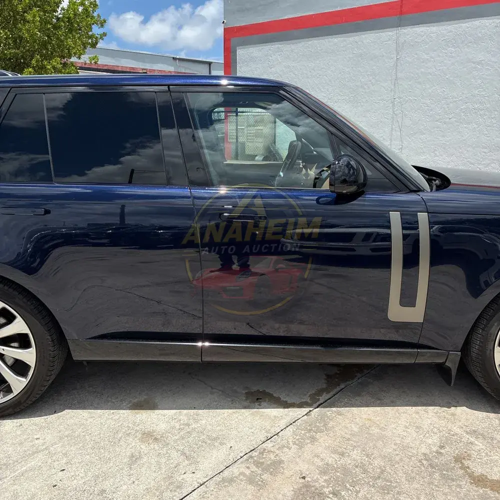 2023 Land Rover Range Rover P530 SE
