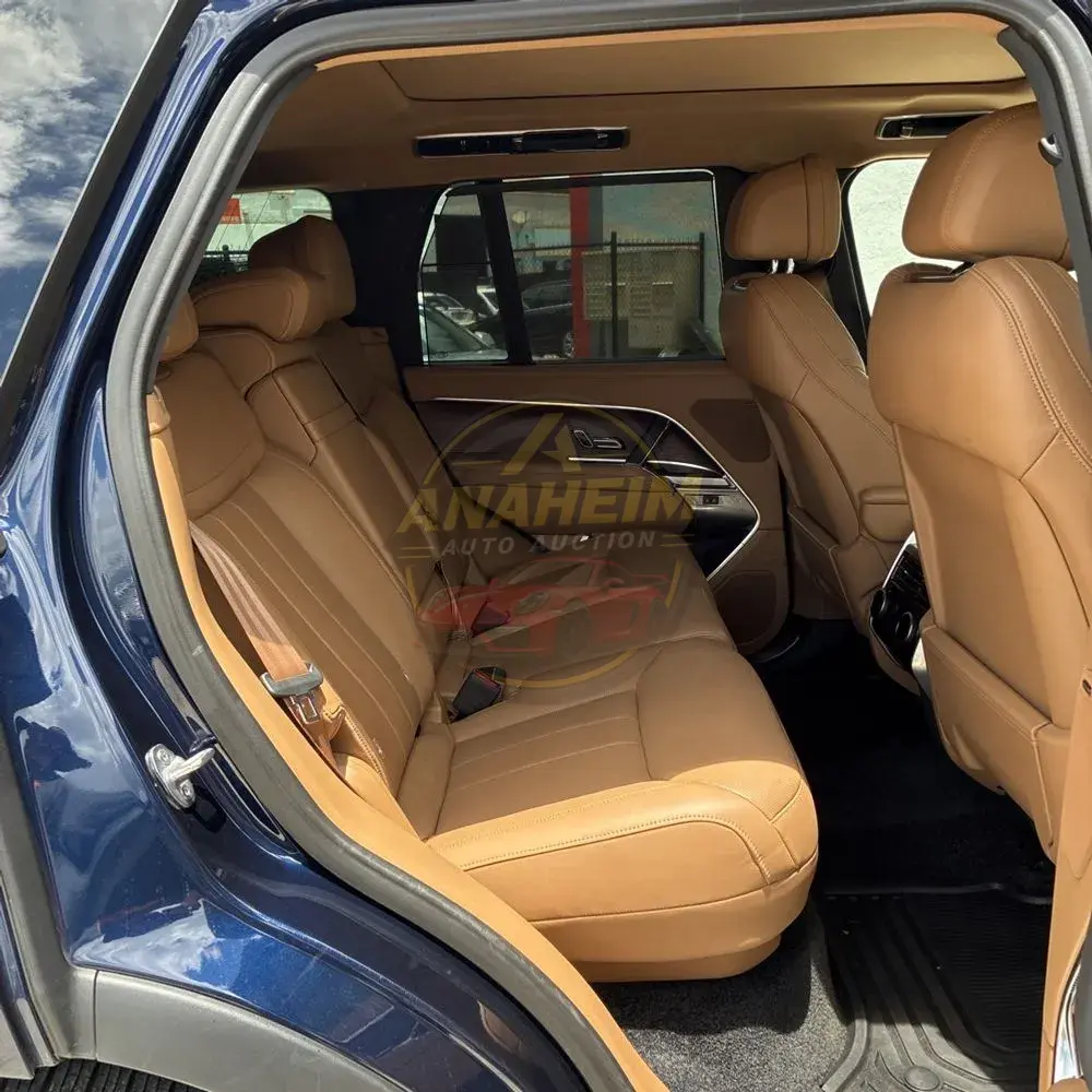 2023 Land Rover Range Rover P530 SE