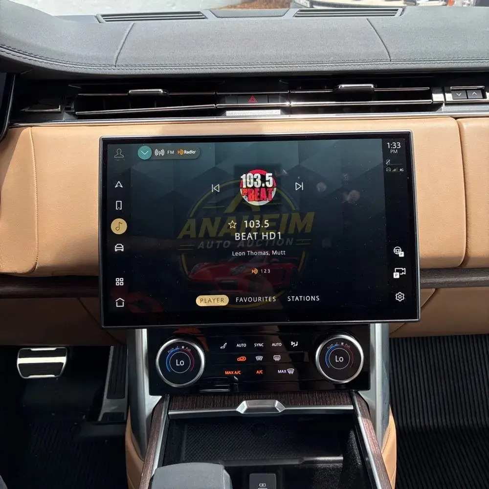 2023 Land Rover Range Rover P530 SE