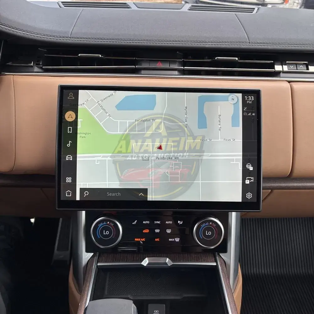 2023 Land Rover Range Rover P530 SE