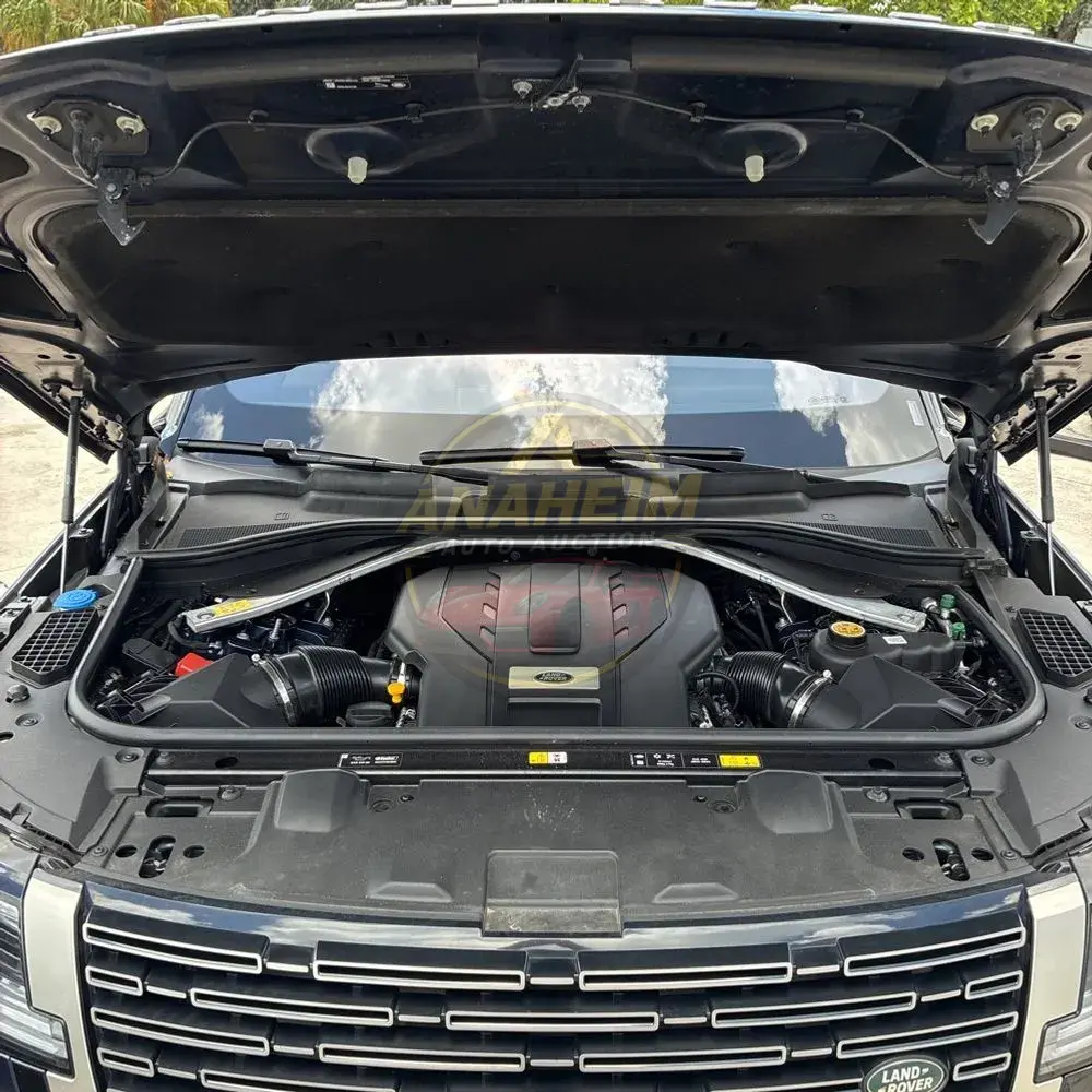 2023 Land Rover Range Rover P530 SE