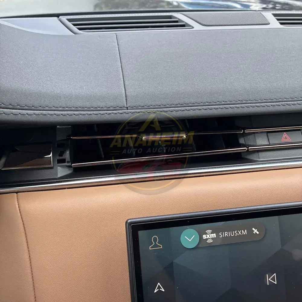 2023 Land Rover Range Rover P530 SE
