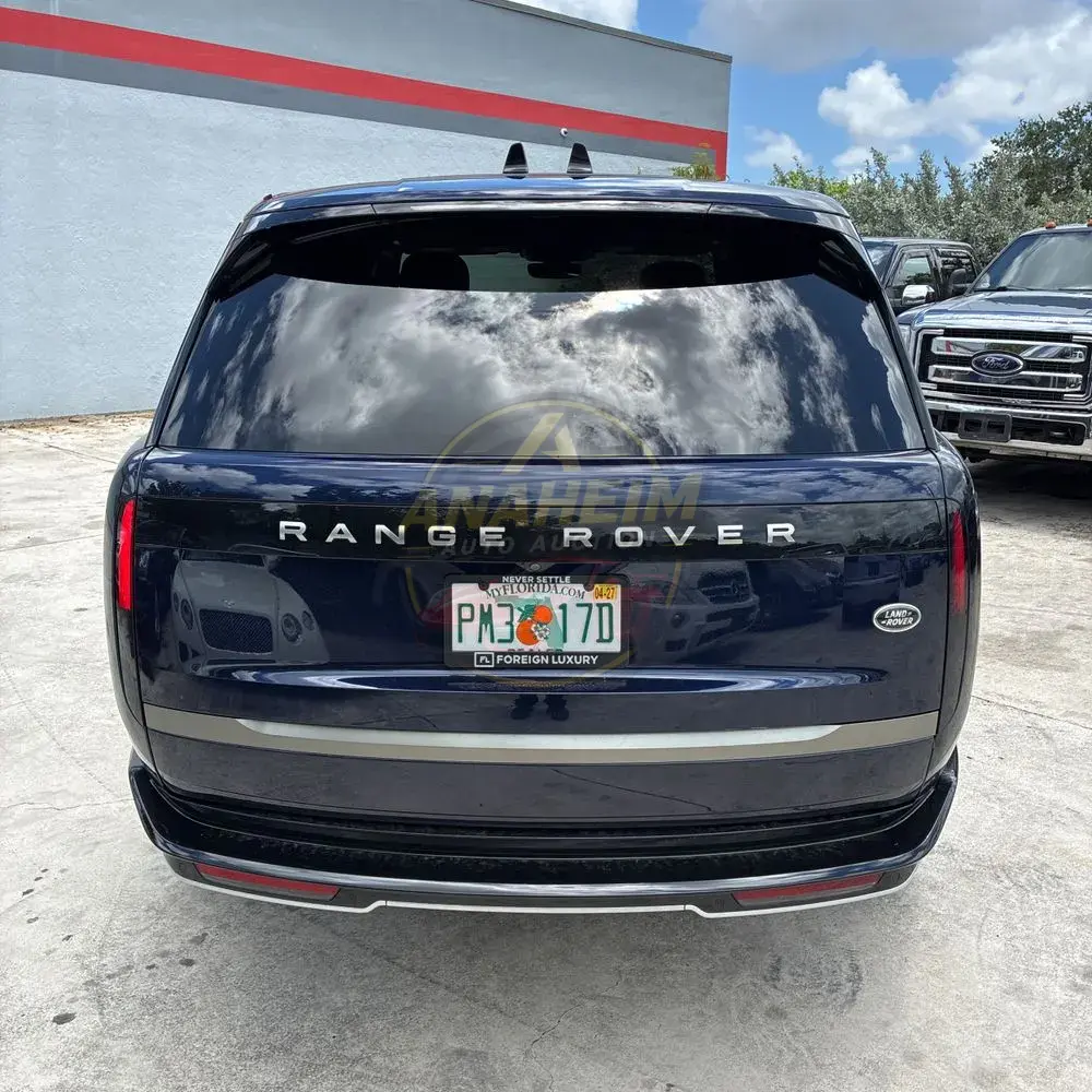 2023 Land Rover Range Rover P530 SE
