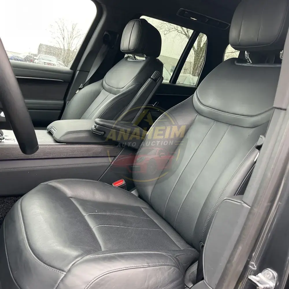 2024 Land Rover Range Rover P530 SE