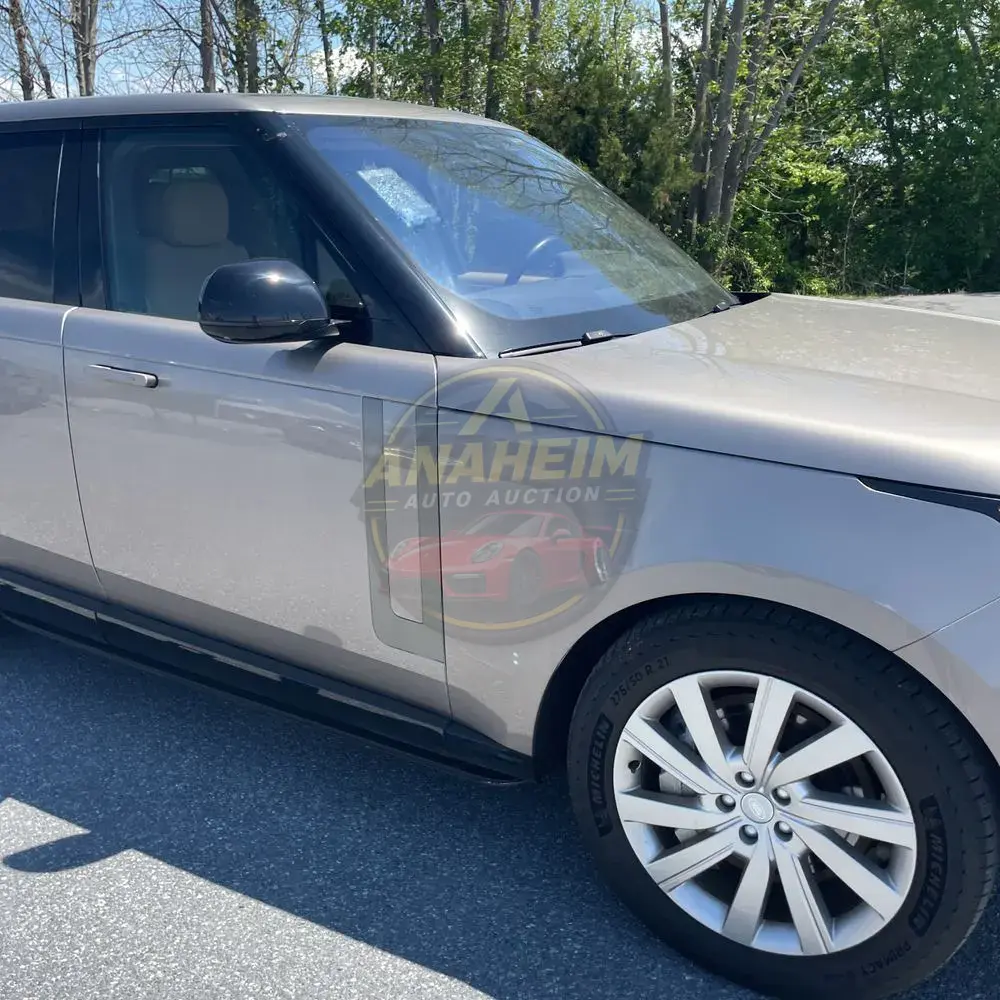 2023 Land Rover Range Rover P440e SE