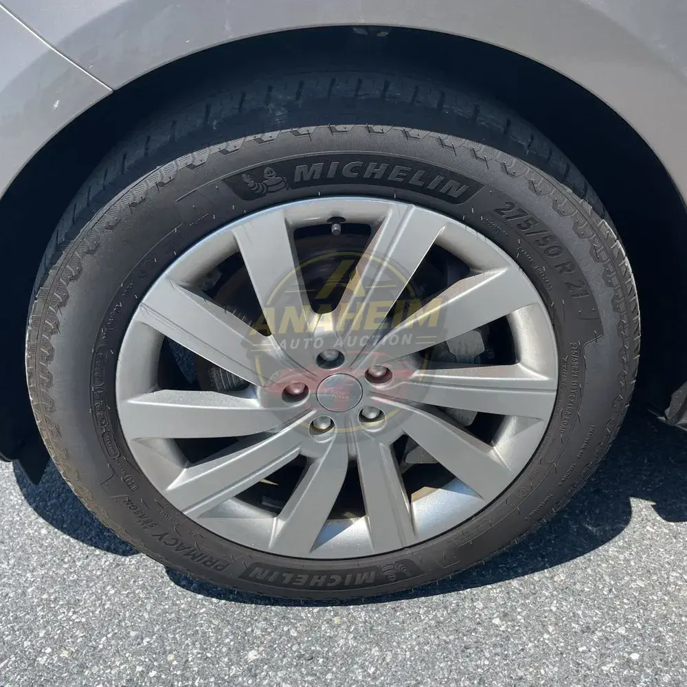 2023 Land Rover Range Rover P440e SE