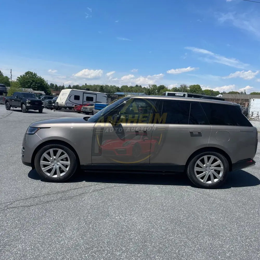 2023 Land Rover Range Rover P440e SE