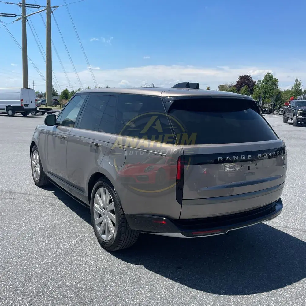 2023 Land Rover Range Rover P440e SE
