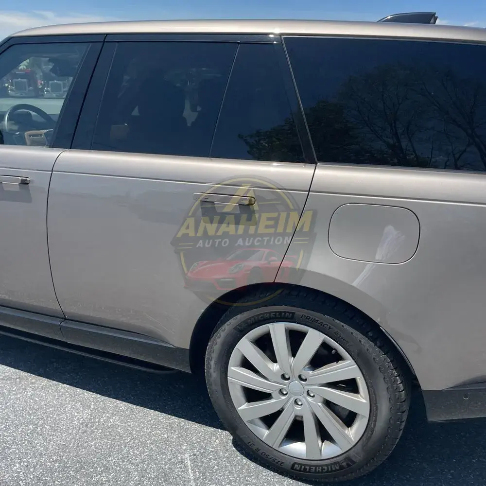 2023 Land Rover Range Rover P440e SE