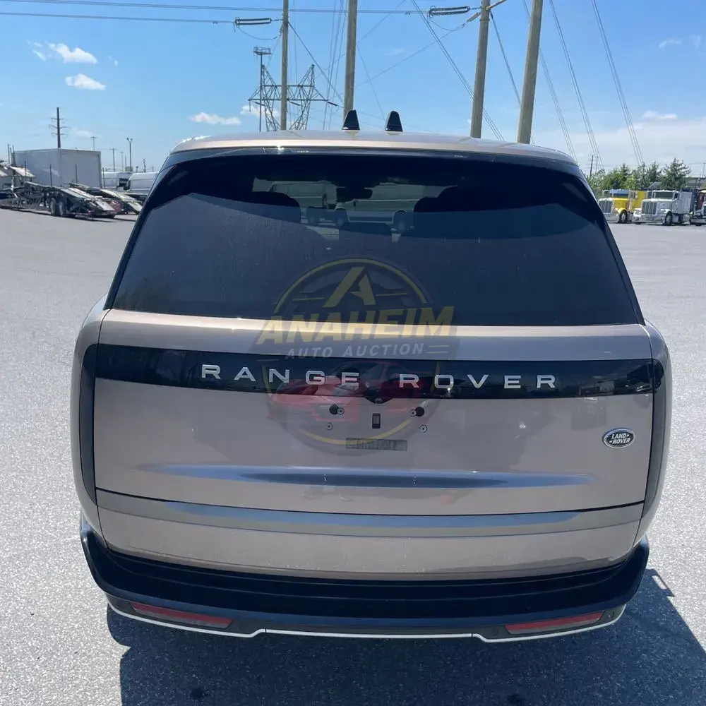 2023 Land Rover Range Rover P440e SE