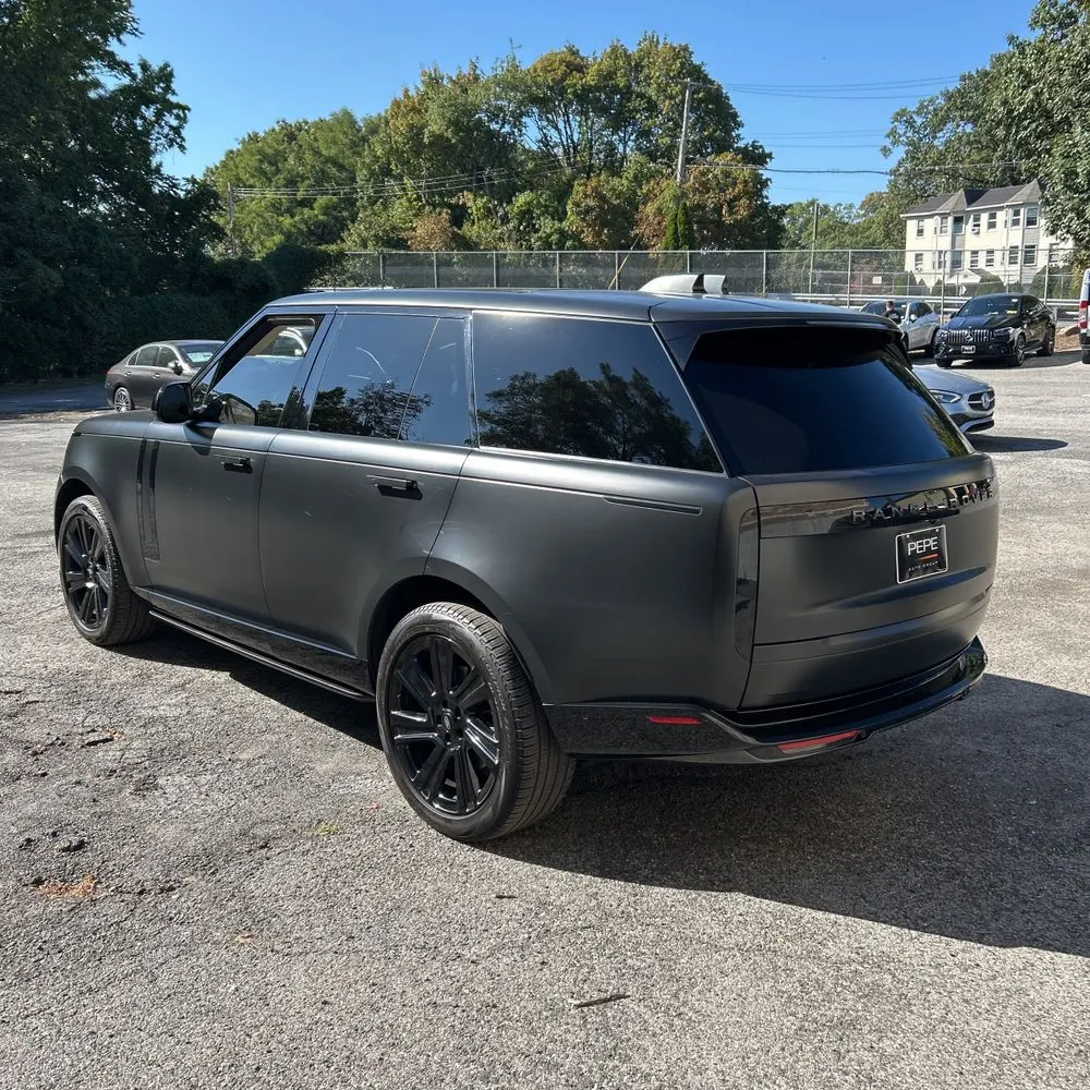 2023 Land Rover Range Rover SE