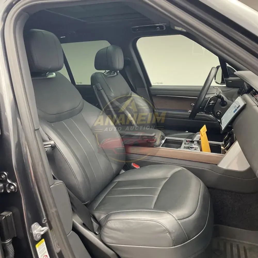 2023 Land Rover Range Rover P400 SE