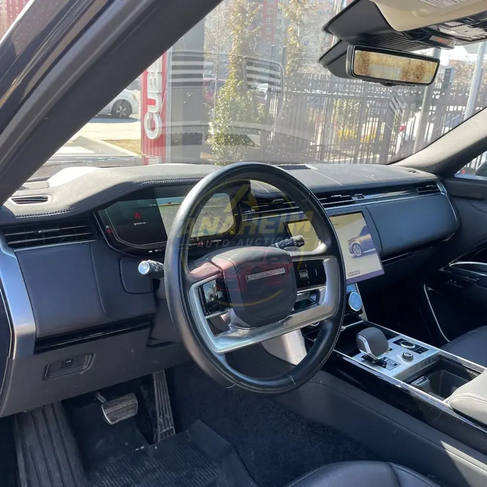 2023 Land Rover Range Rover P400 SE